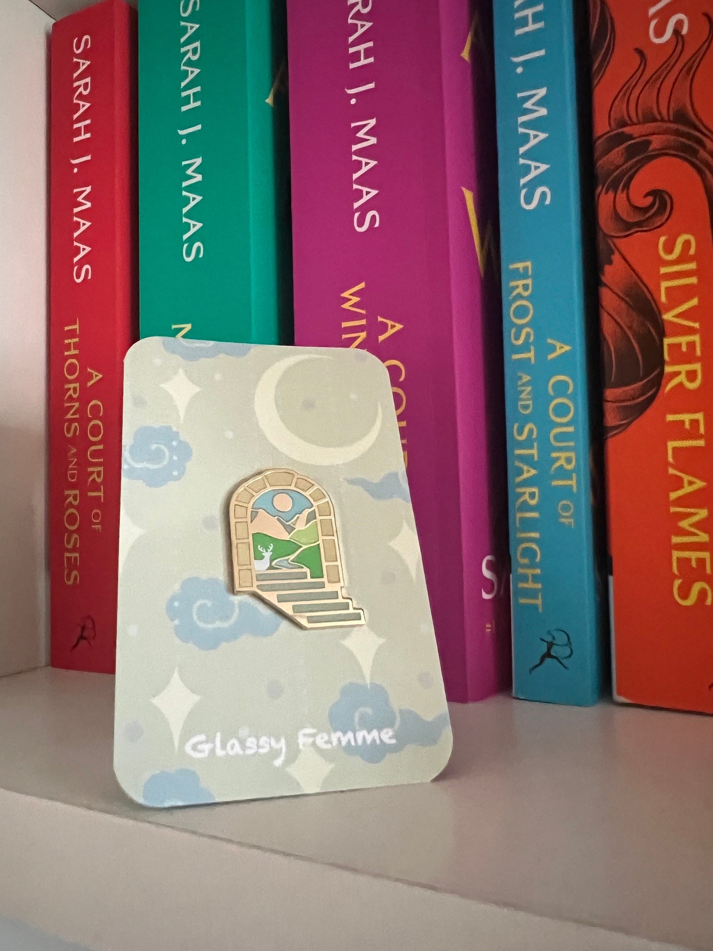 Officially Licensed Terrasen archway Pin - A Throne of Glass inspired hard enamel pin