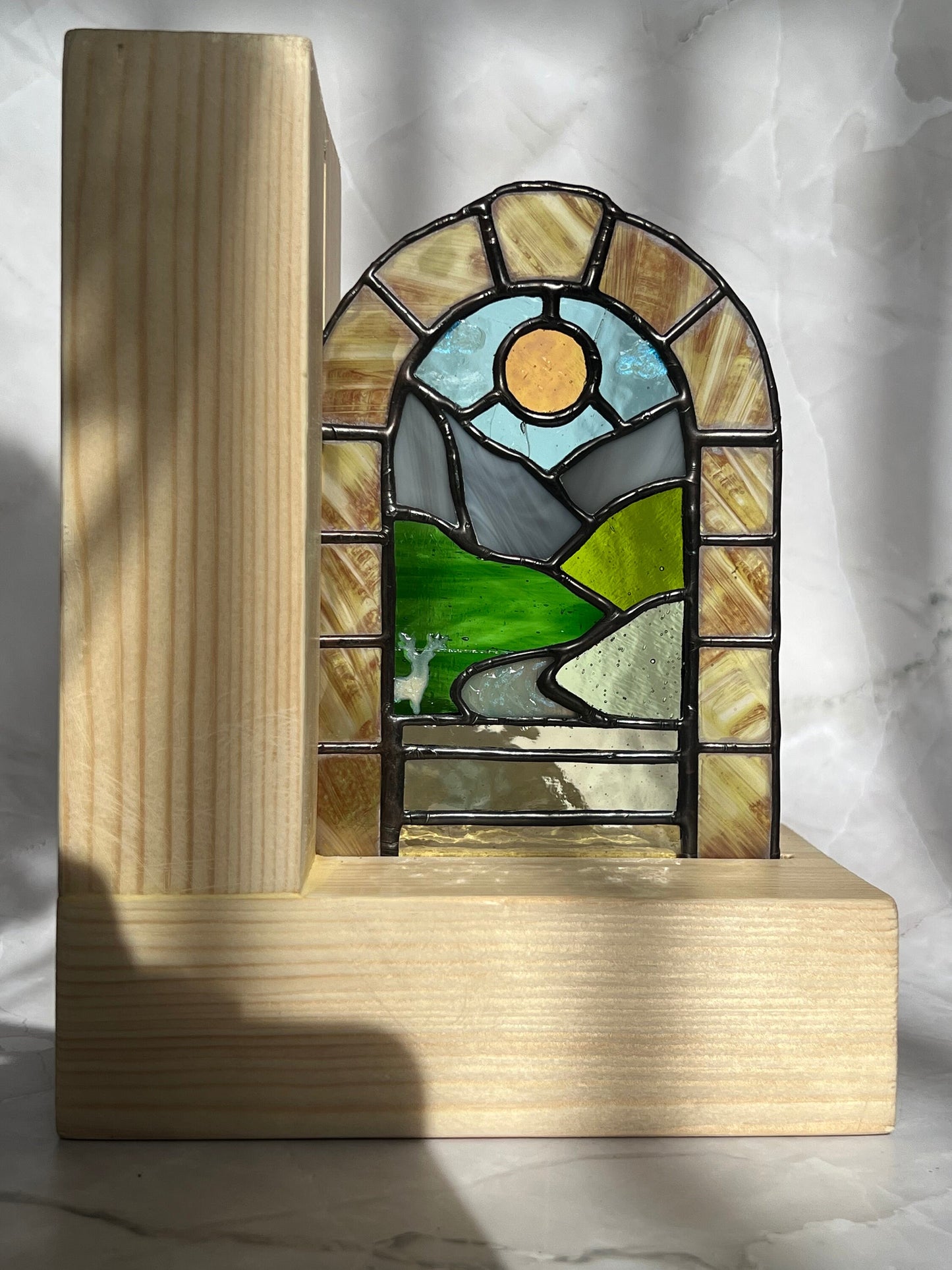 Officially Licensed, Terrasen Archway, A throne of glass inspired Bookend